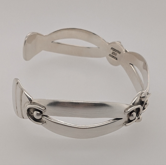 Vintage Sterling Silver Taxco Cuff - Picture 3 of 10